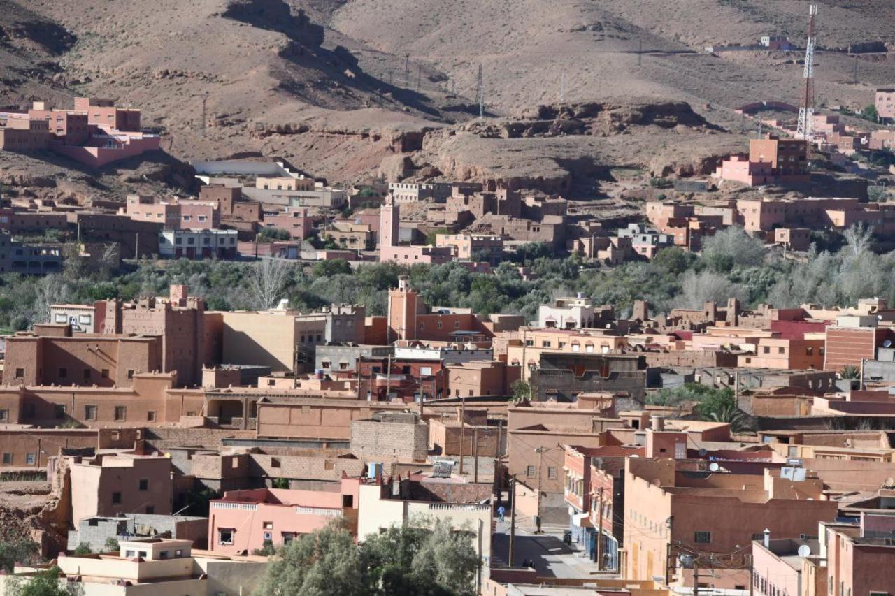 Hôtel Amgoune Boumalne Buitenkant foto